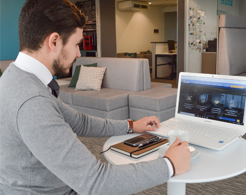 Flexibilidade e Inovação: A Importância de Espaços de Trabalho Modernos Flexibilidade e Inovação: A Importância de Espaços de Trabalho Modernos