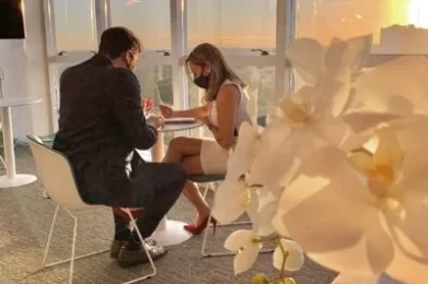 Empresarios trabalhando no coworking